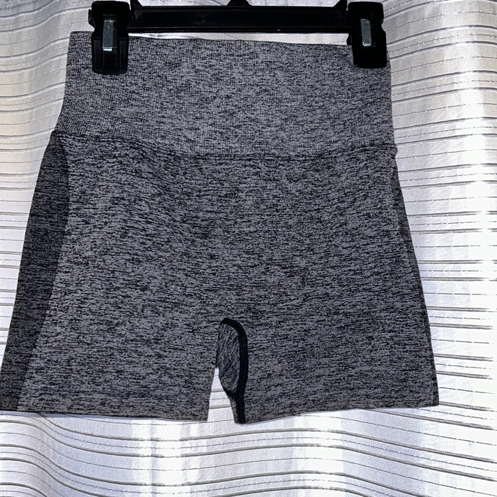 PINK by Victoria’s Secret seamless shorts